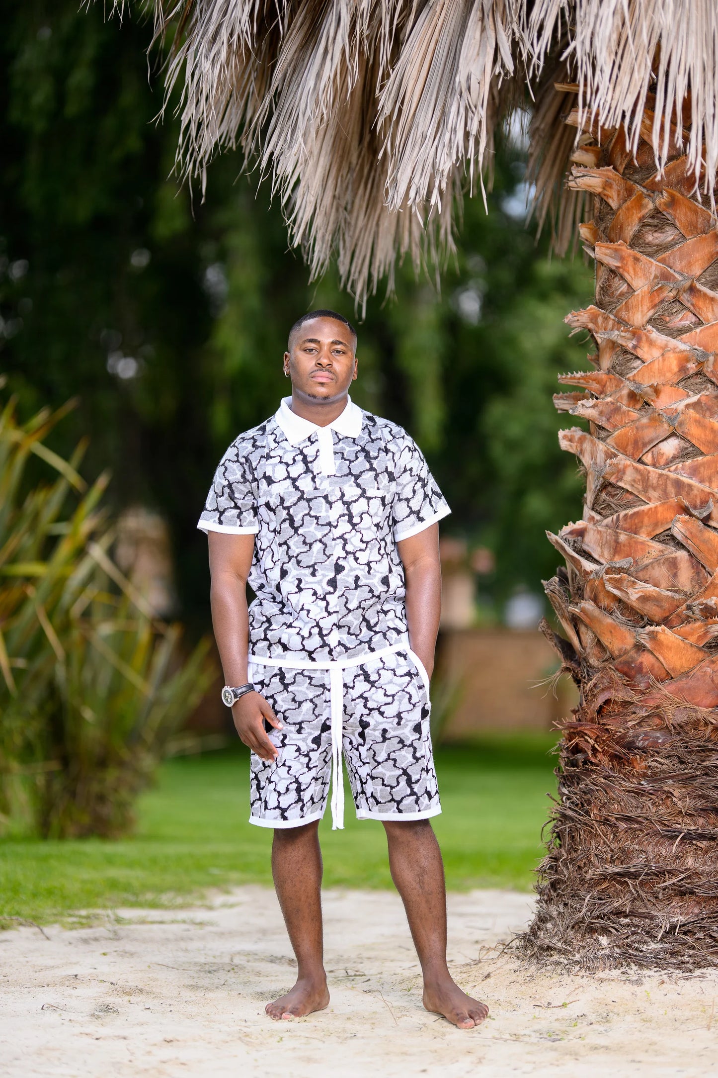Idayimani Black Golfer Shorts