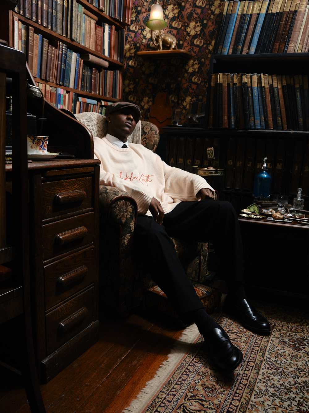 Unkle Keith Signiture Knit Beige Sweater