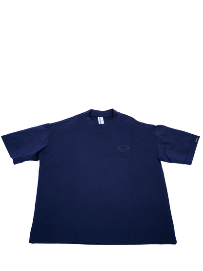 Idayimani _navy blue t-shirt_at_unseen_grail._local_brands_south_africa._streetwear._men_and_women.galxboy_bantu._front shoot studio close up